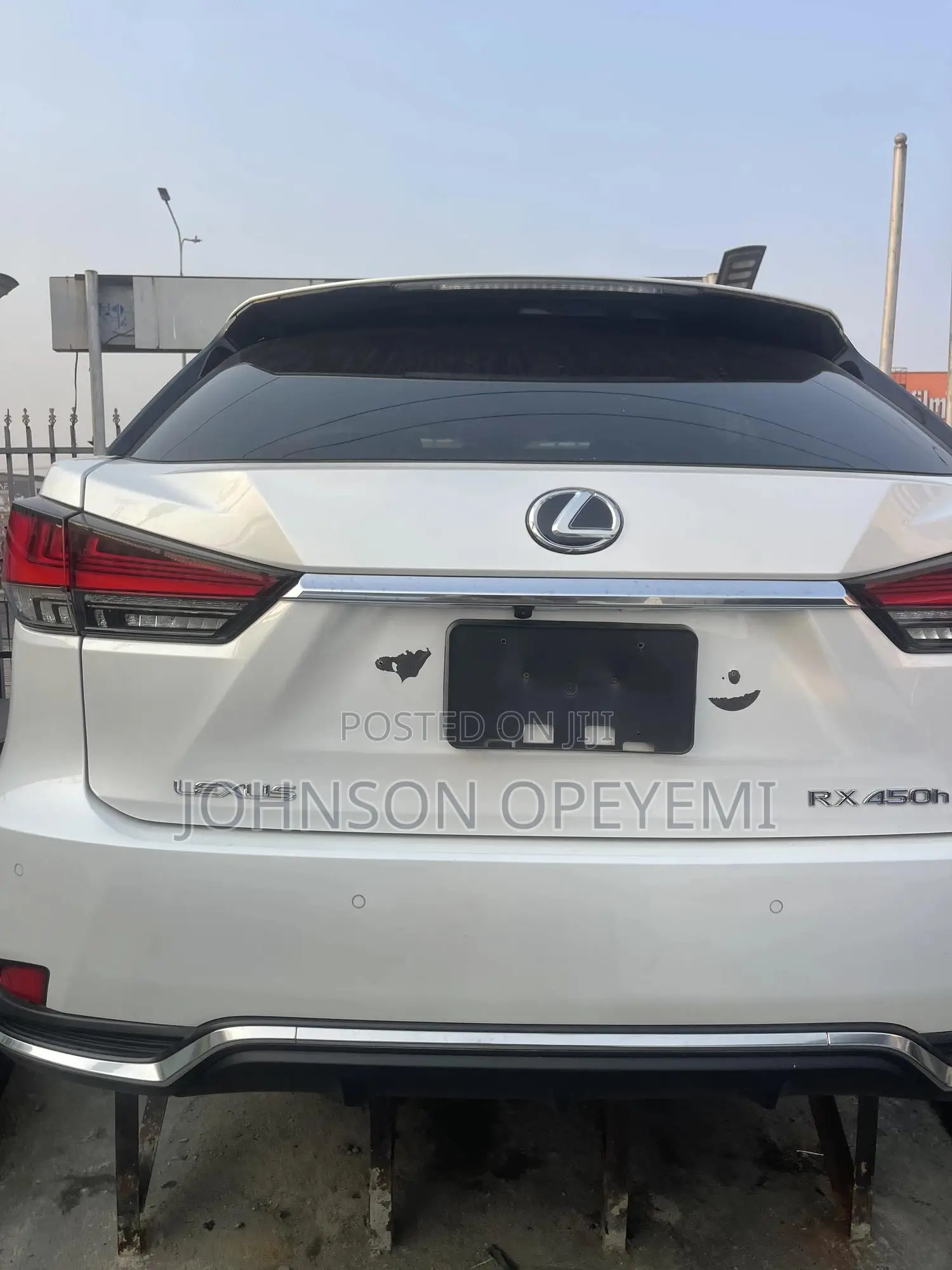 Lexus RX 2022 White