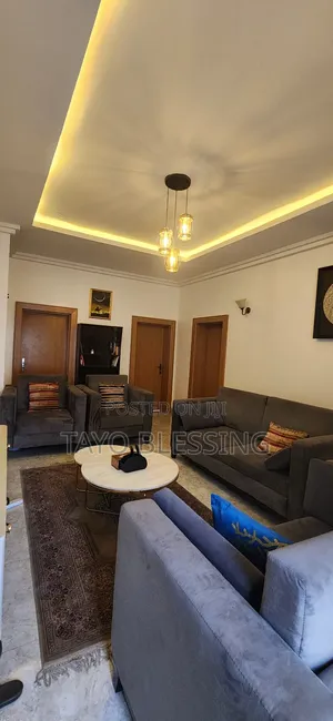 Luxury One Bedroom Apartment at Apo