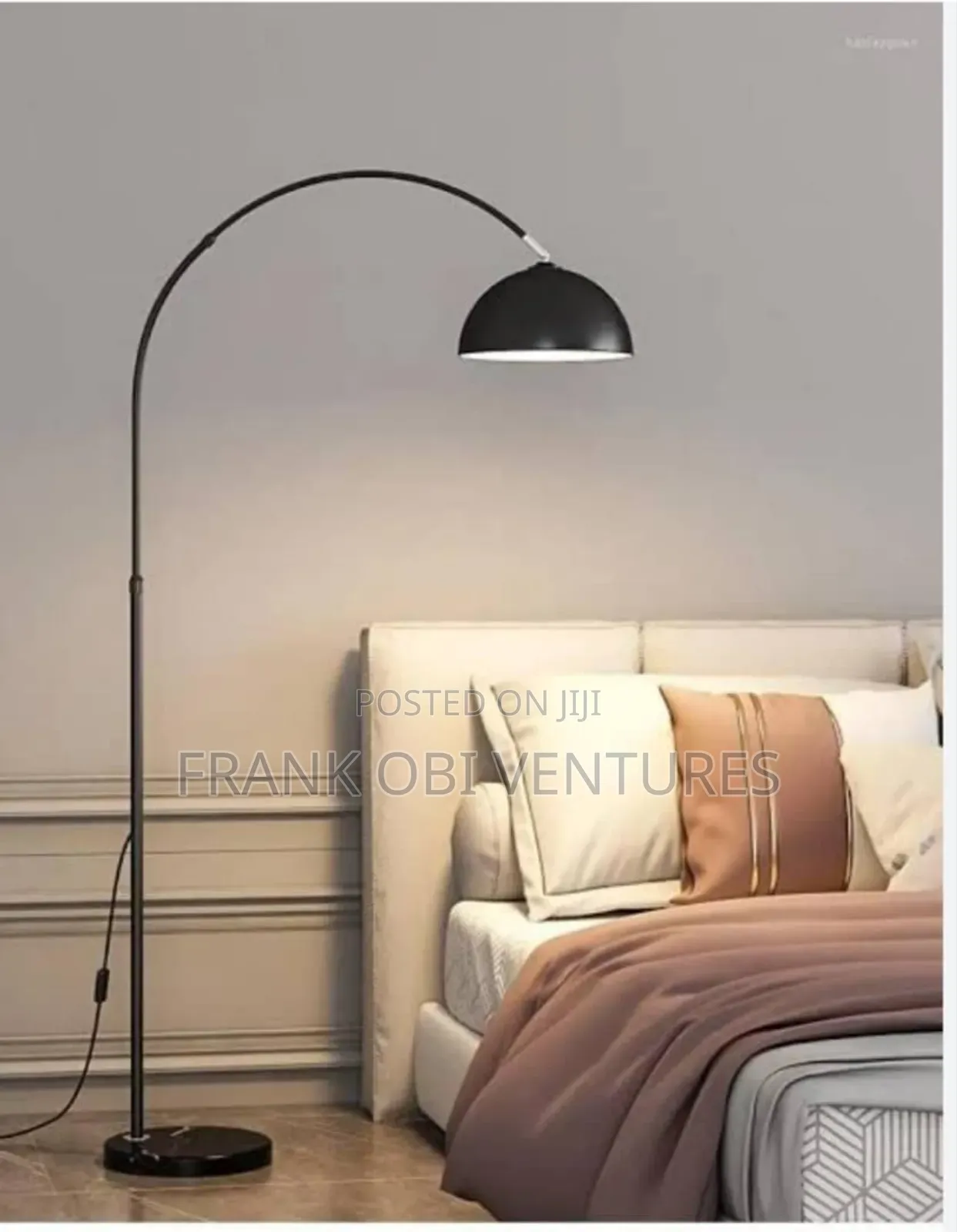 Foor/Standing Lamps.