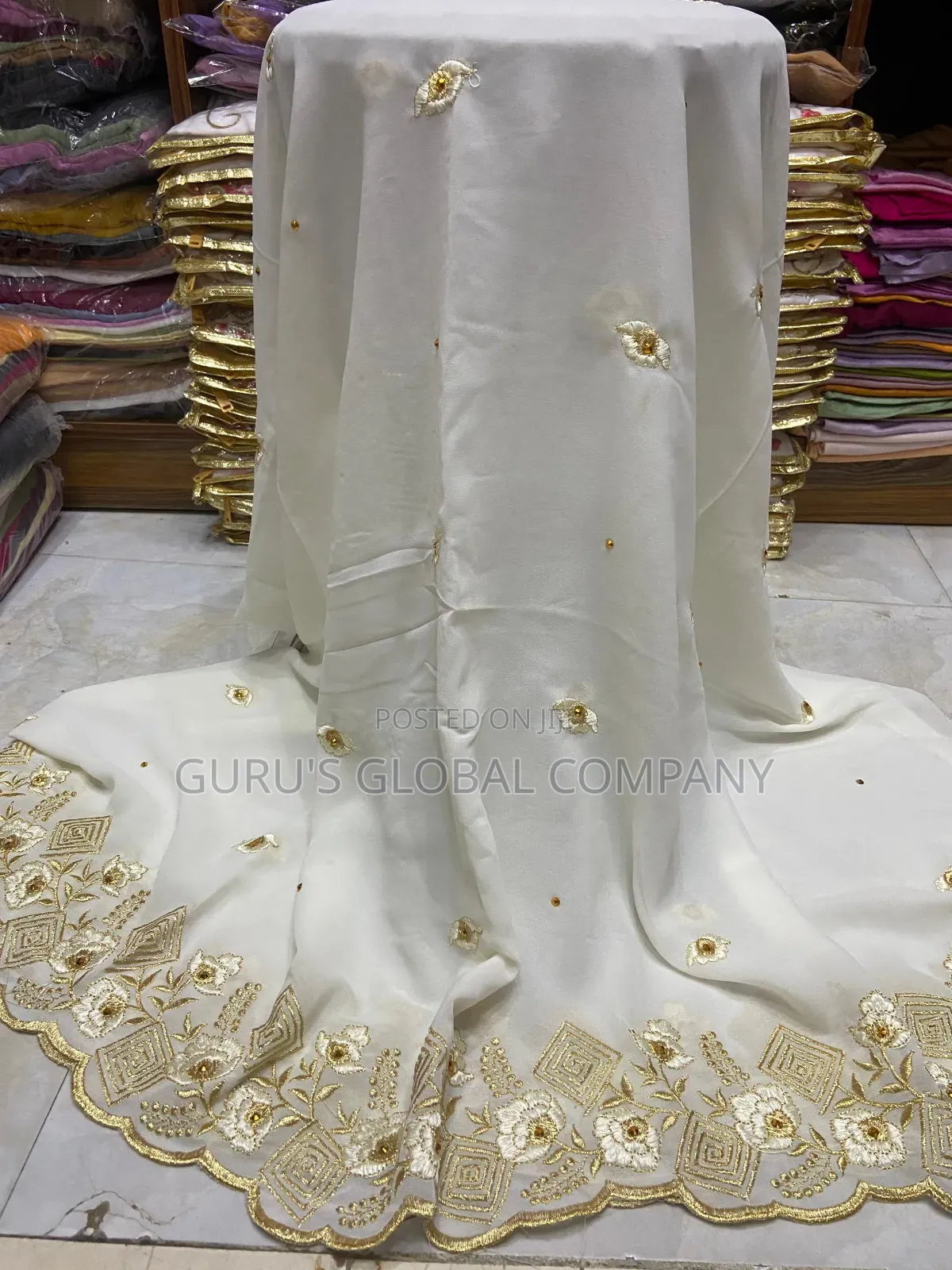 Tissue Veils 2 Border