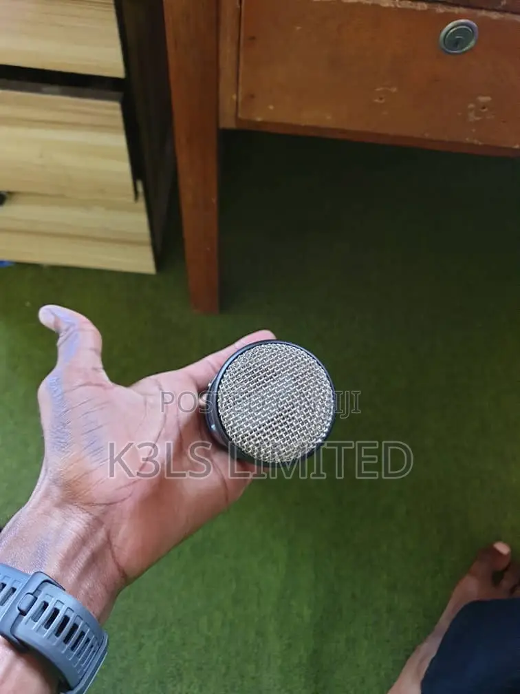AKG P420 Studio Microphone