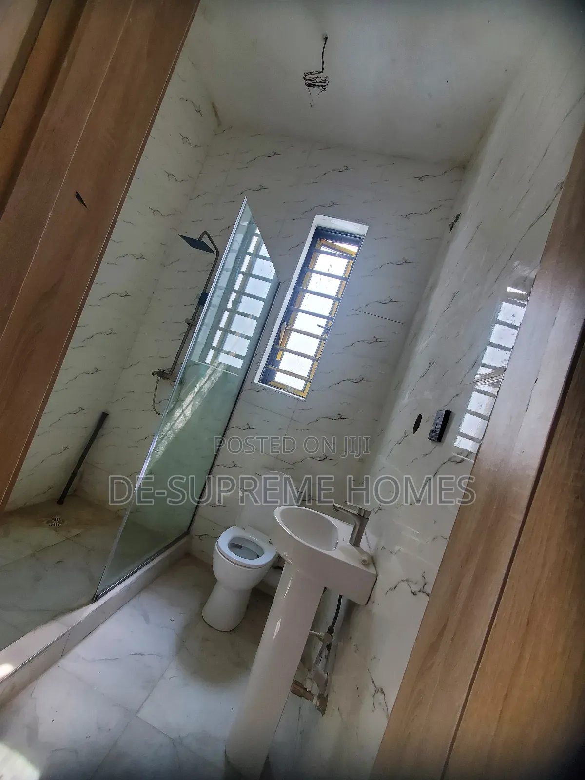 4bdrm Duplex in Bogije for sale