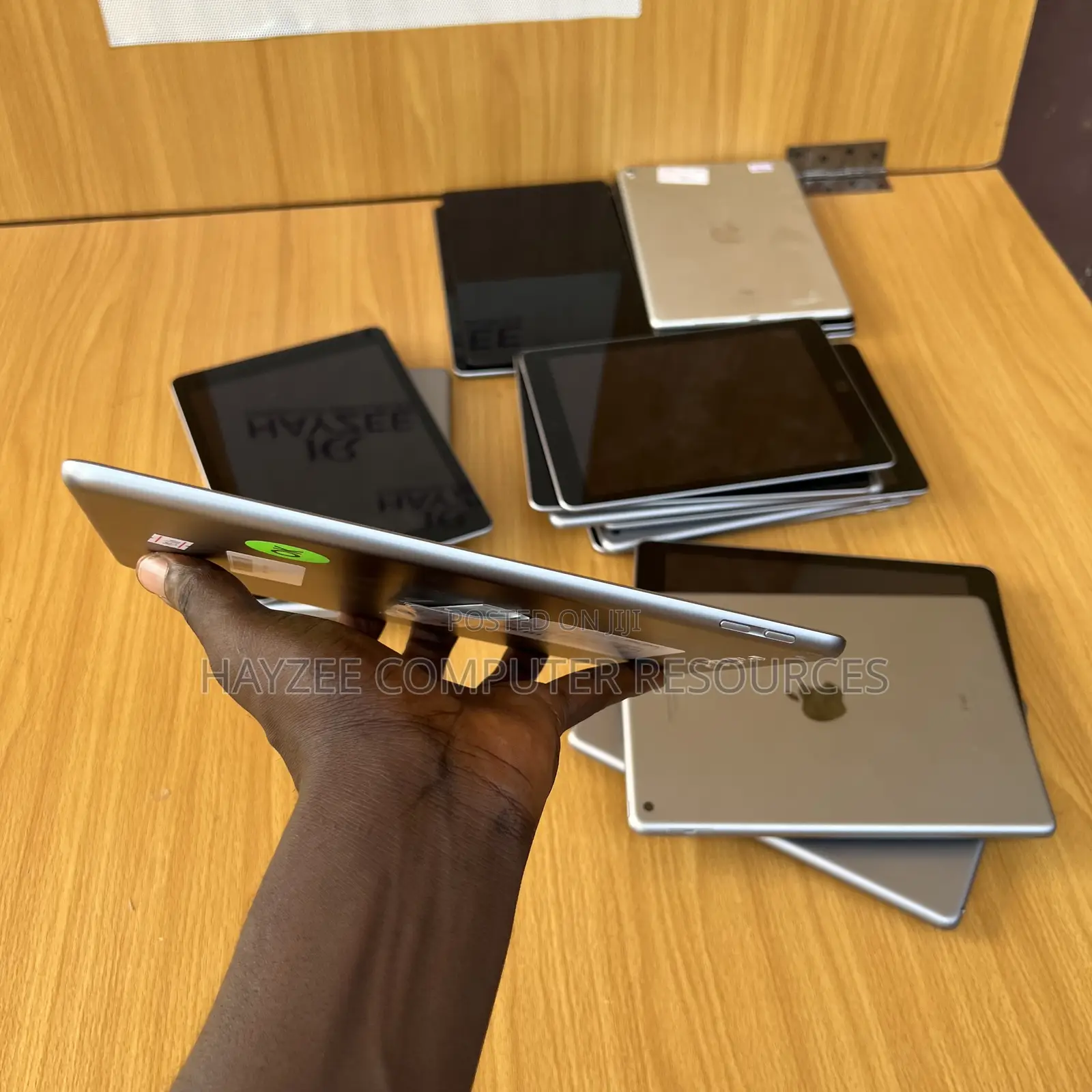 Apple iPad Pro 9.7 (2016) 128 GB Gray