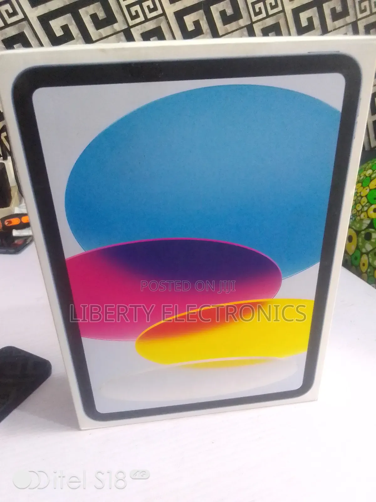 New Apple iPad (2022) 64 GB Blue