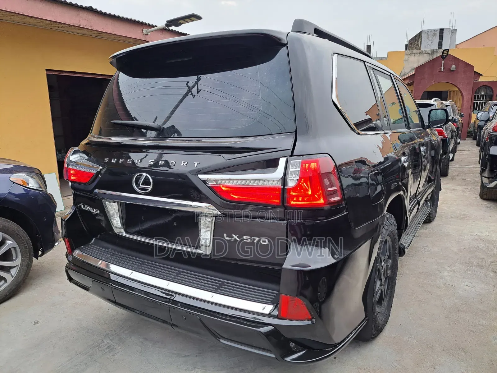 Lexus LX 570 AWD 2013 Black