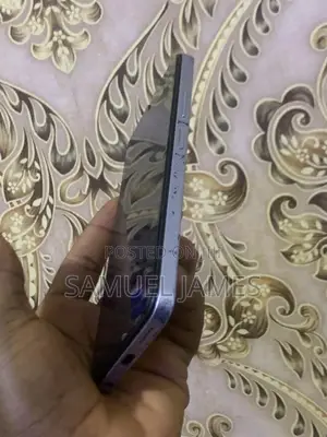 Photo - Infinix Smart 8 64 GB White