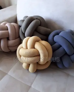 Decorative Throw Pillows