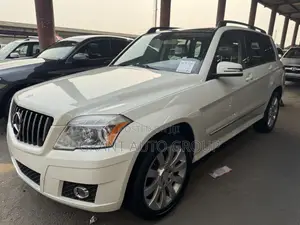 Mercedes-Benz GLK-Class 350 2011 White