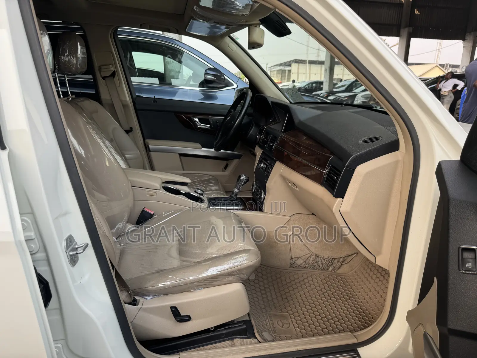 Mercedes-Benz GLK-Class 350 2011 White