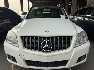 Mercedes-Benz GLK-Class 350 2011 White