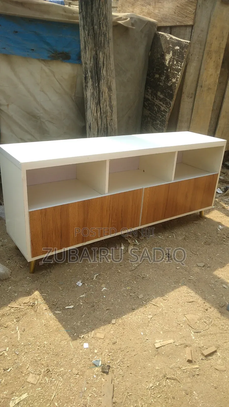 Tv Stand 4ft by 20inch