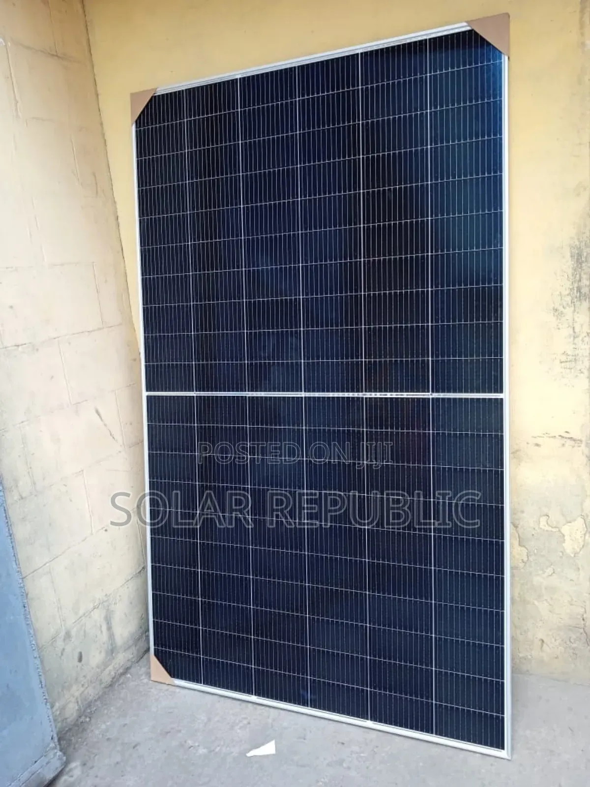 700w Canadian Mono Solar Panel