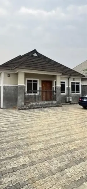 3bdrm Bungalow in Nta Road , Port for sale