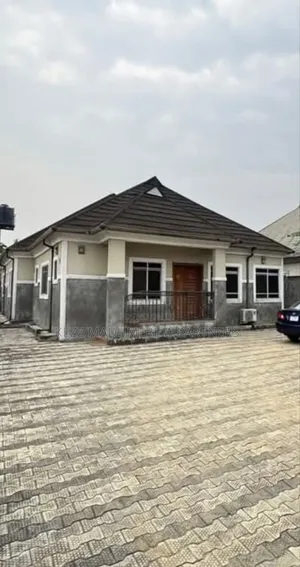 3bdrm Bungalow in Nta Road , Port for sale
