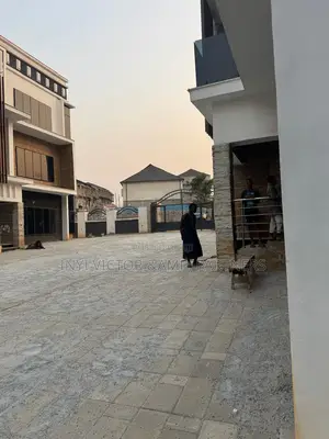Furnished 5bdrm Block of Flats in Karmo, F.C.T Abuja. for sale