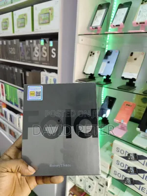 New Samsung Galaxy Z Fold4 256 GB