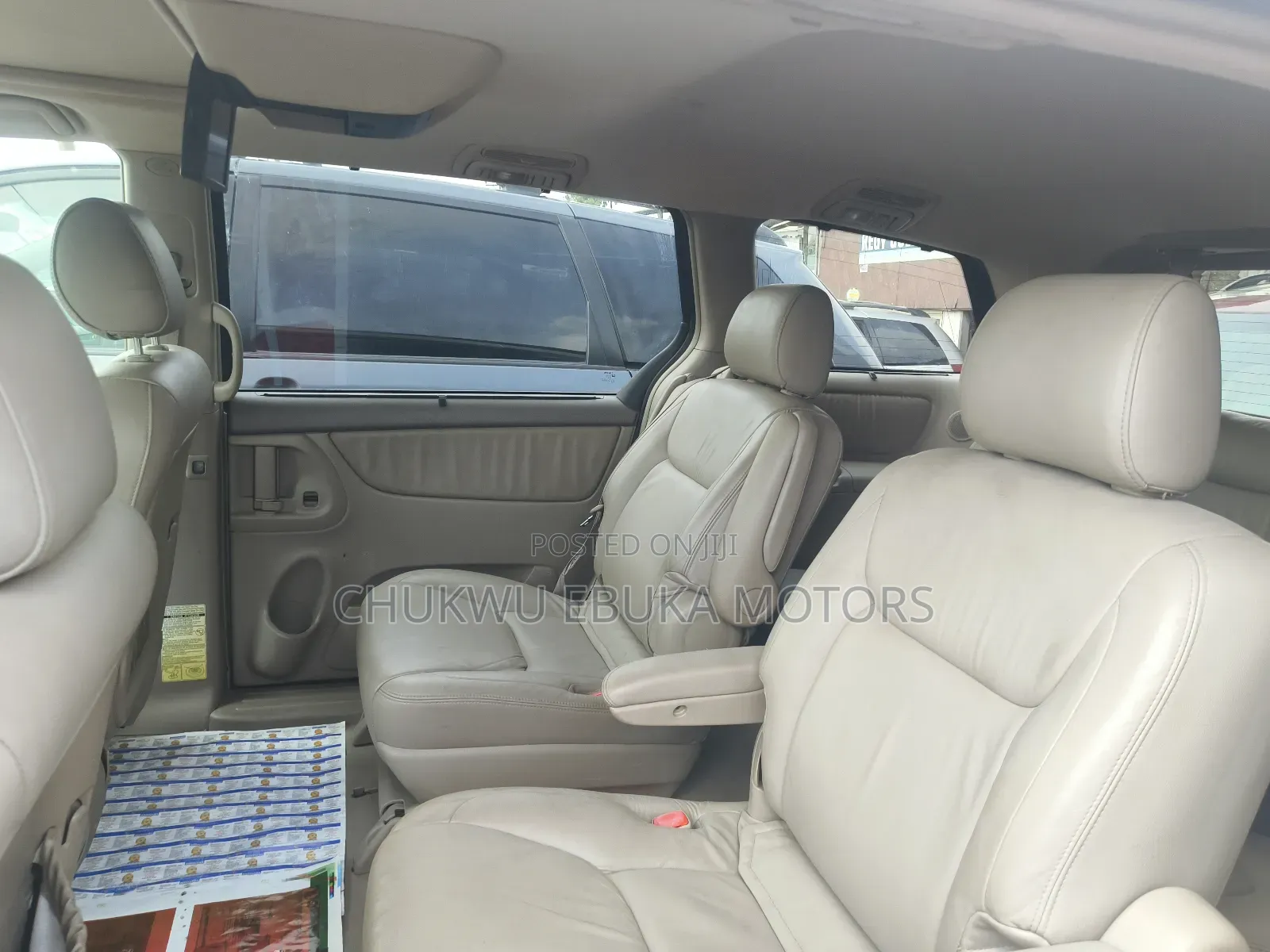Toyota Sienna XLE AWD 2005 Gold
