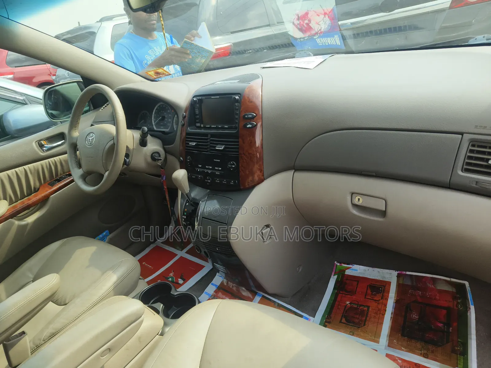 Toyota Sienna XLE AWD 2005 Gold