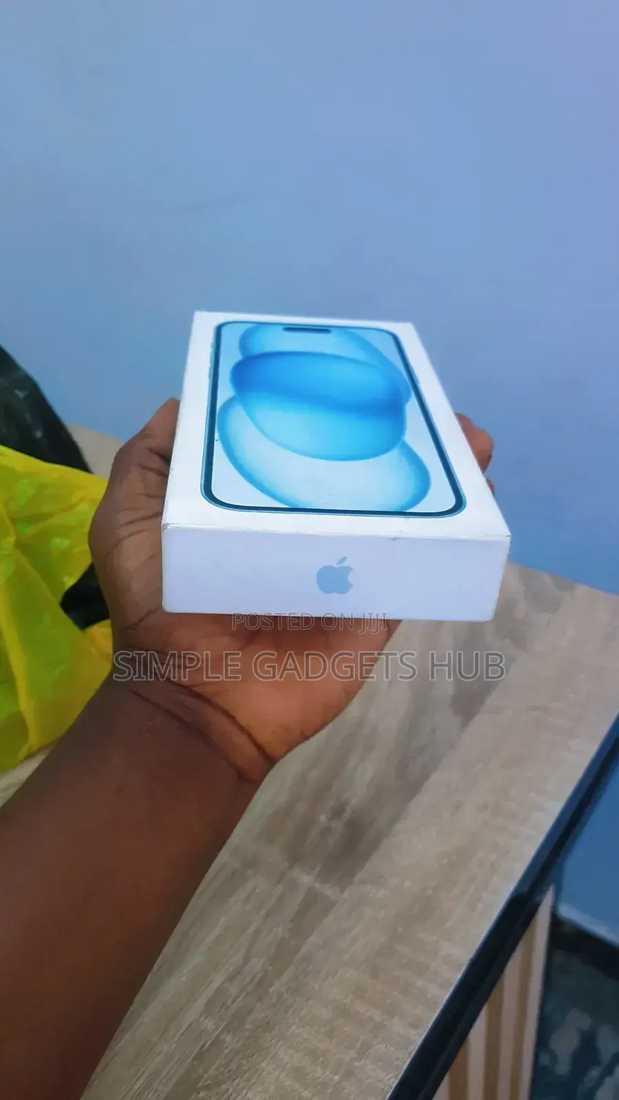 New Apple iPhone 15 256 GB