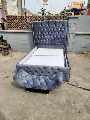 Quality 4.5by6 Bed Frame With Footrest.