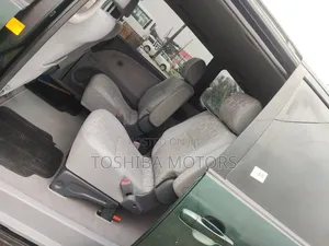 Toyota Previa Automatic 2003 Green