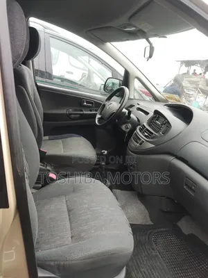 Toyota Previa 2005 Blue