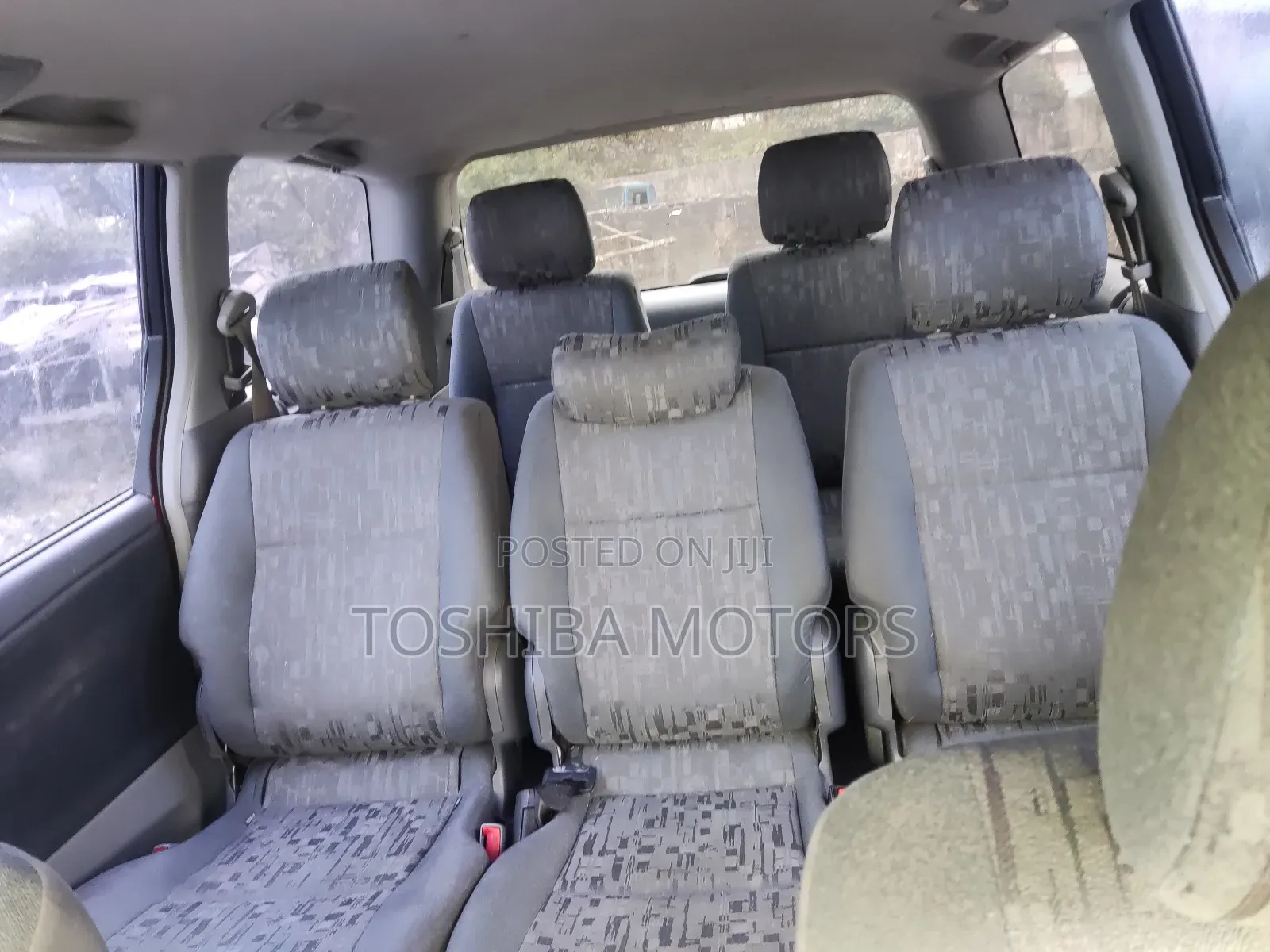 Toyota Previa 2003 Red