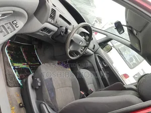 Toyota Previa 2003 Red