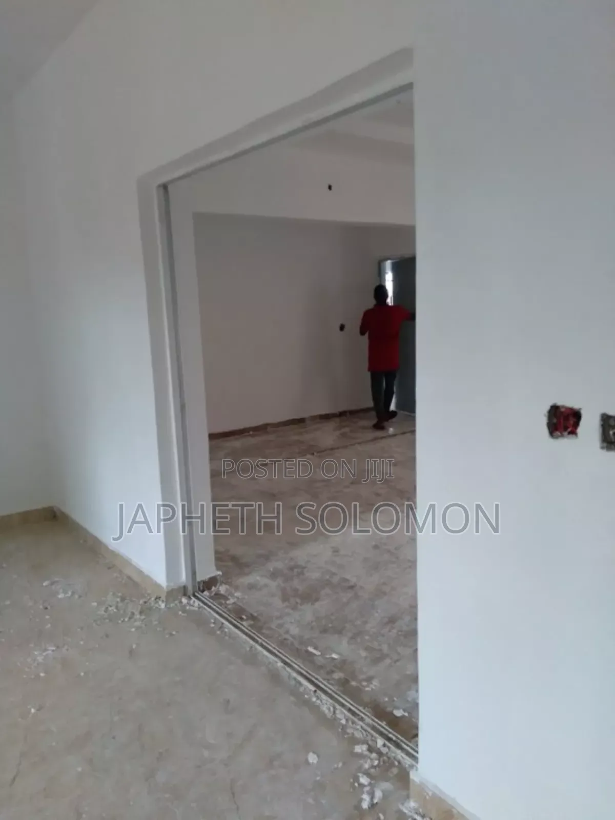 Luxury Wall Screeding