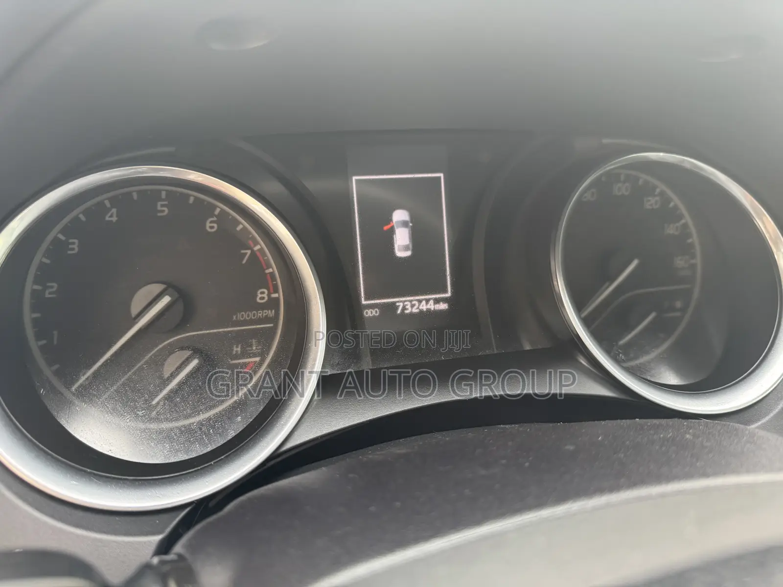Toyota Camry 2018 Silver
