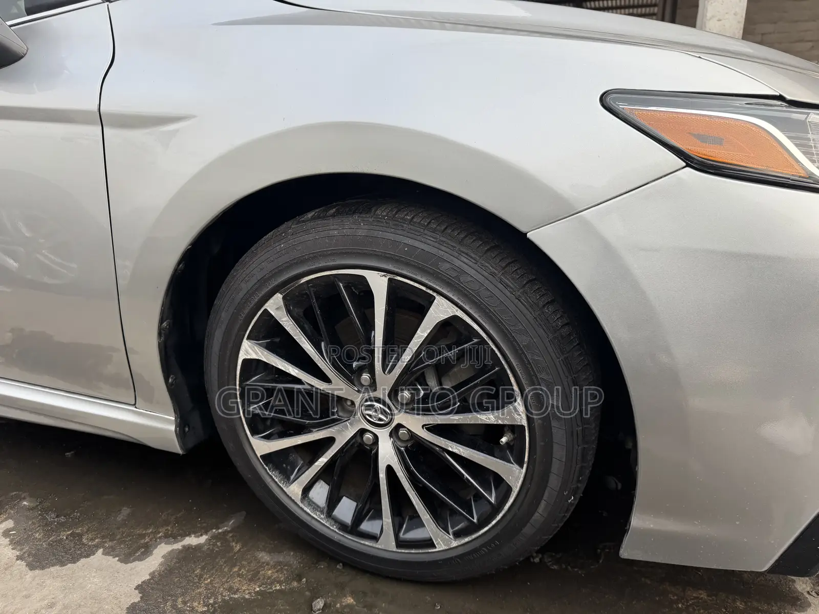 Toyota Camry 2018 Silver