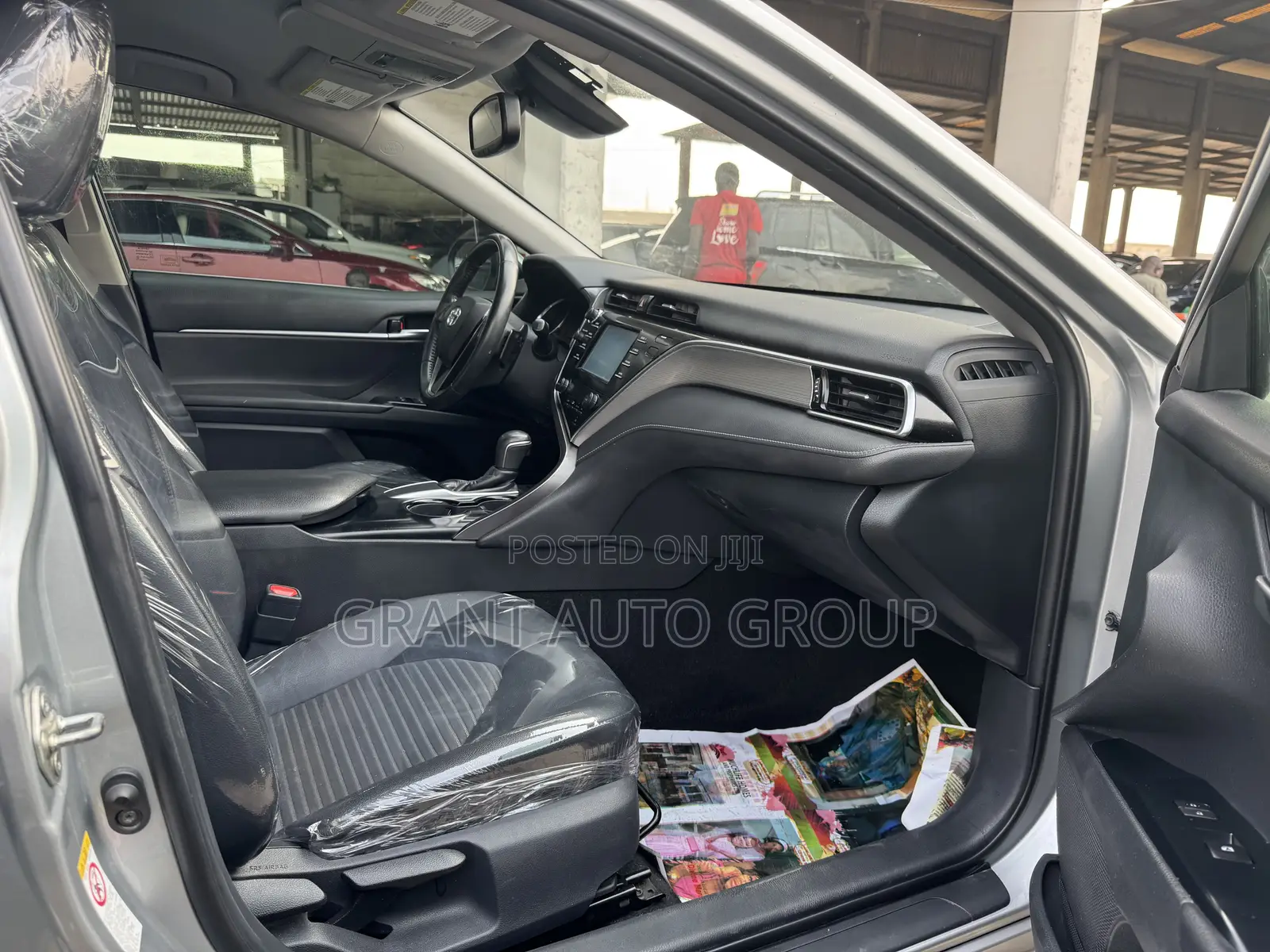 Toyota Camry 2018 Silver