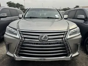 Lexus LX 570 AWD 2017 Gold