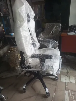 Furgle Gaming Swivel Chair