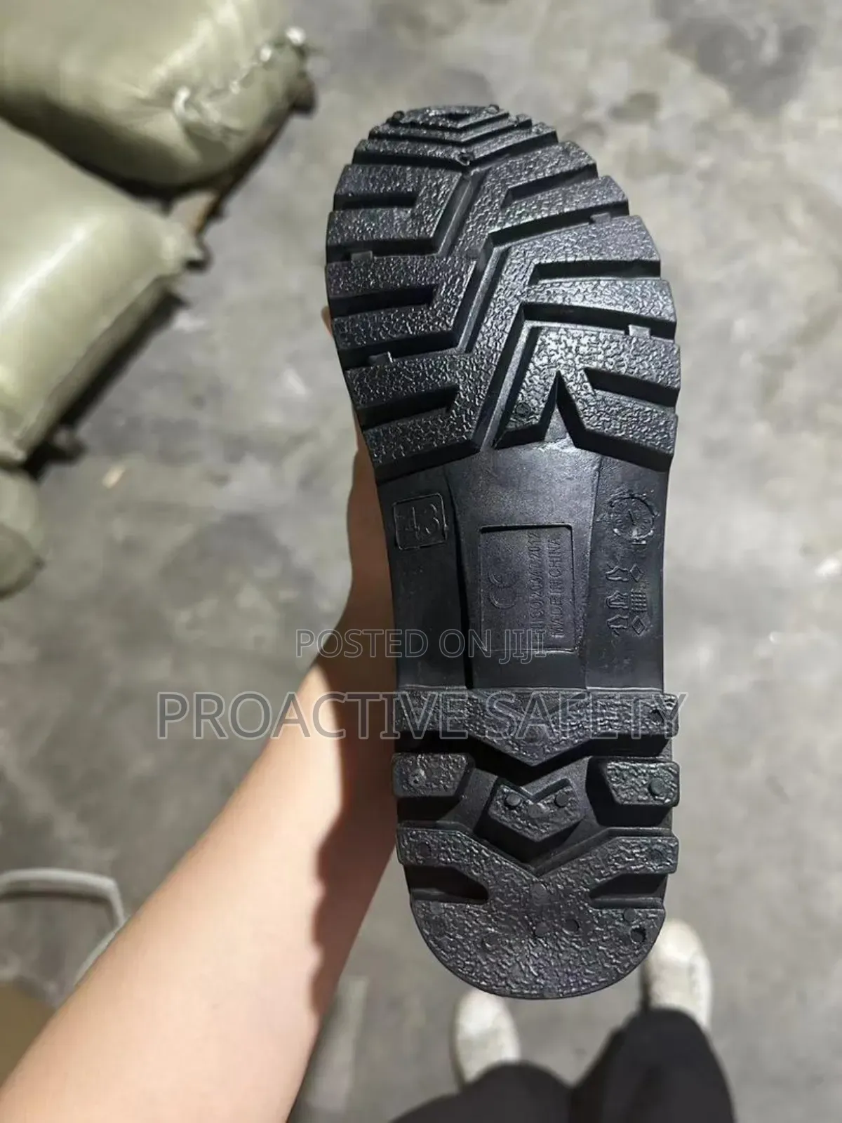 Ordinary Rain Boot