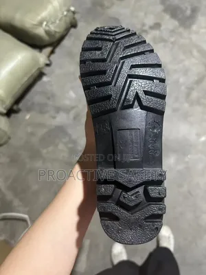 Ordinary Rain Boot