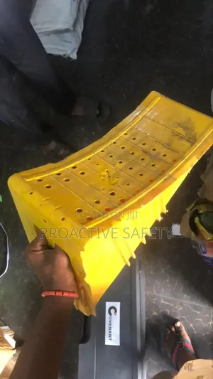 Rubber Trailer Wedge