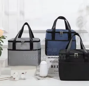 Photo - Waterproof Portable Aluminum Foil Insulation Bag