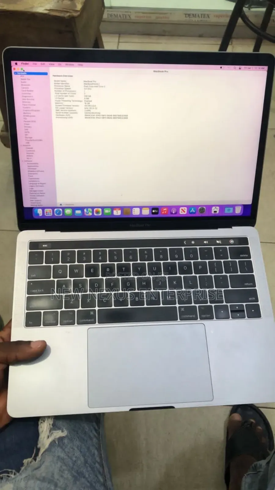 Laptop Apple MacBook Pro 2017 16GB Intel Core I7 SSD 256GB