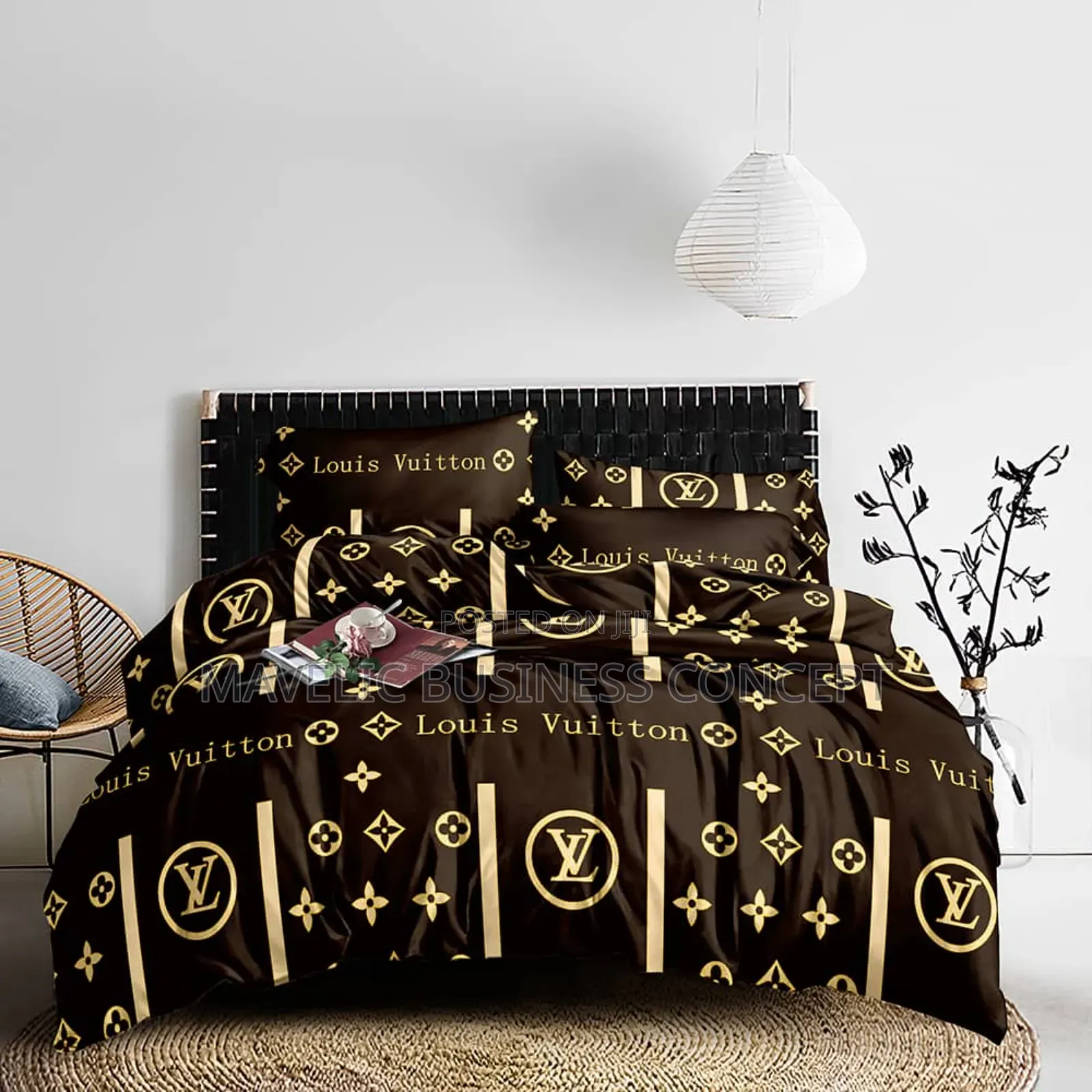 Duvets and Bedsheets With 4 Pillowcases