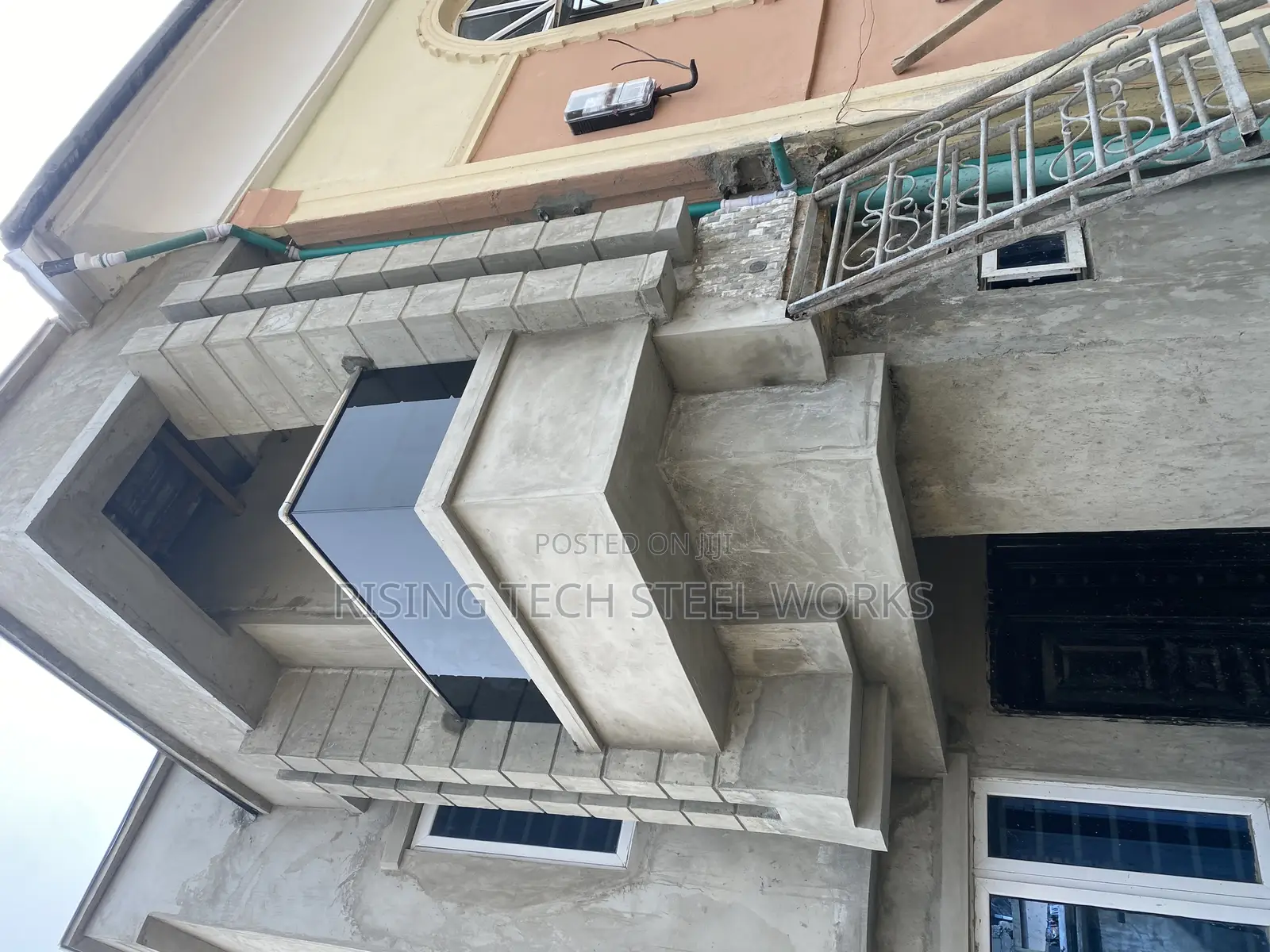 Glass Rails 10mm Thickness