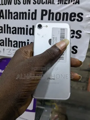 Apple iPhone 7 32 GB White