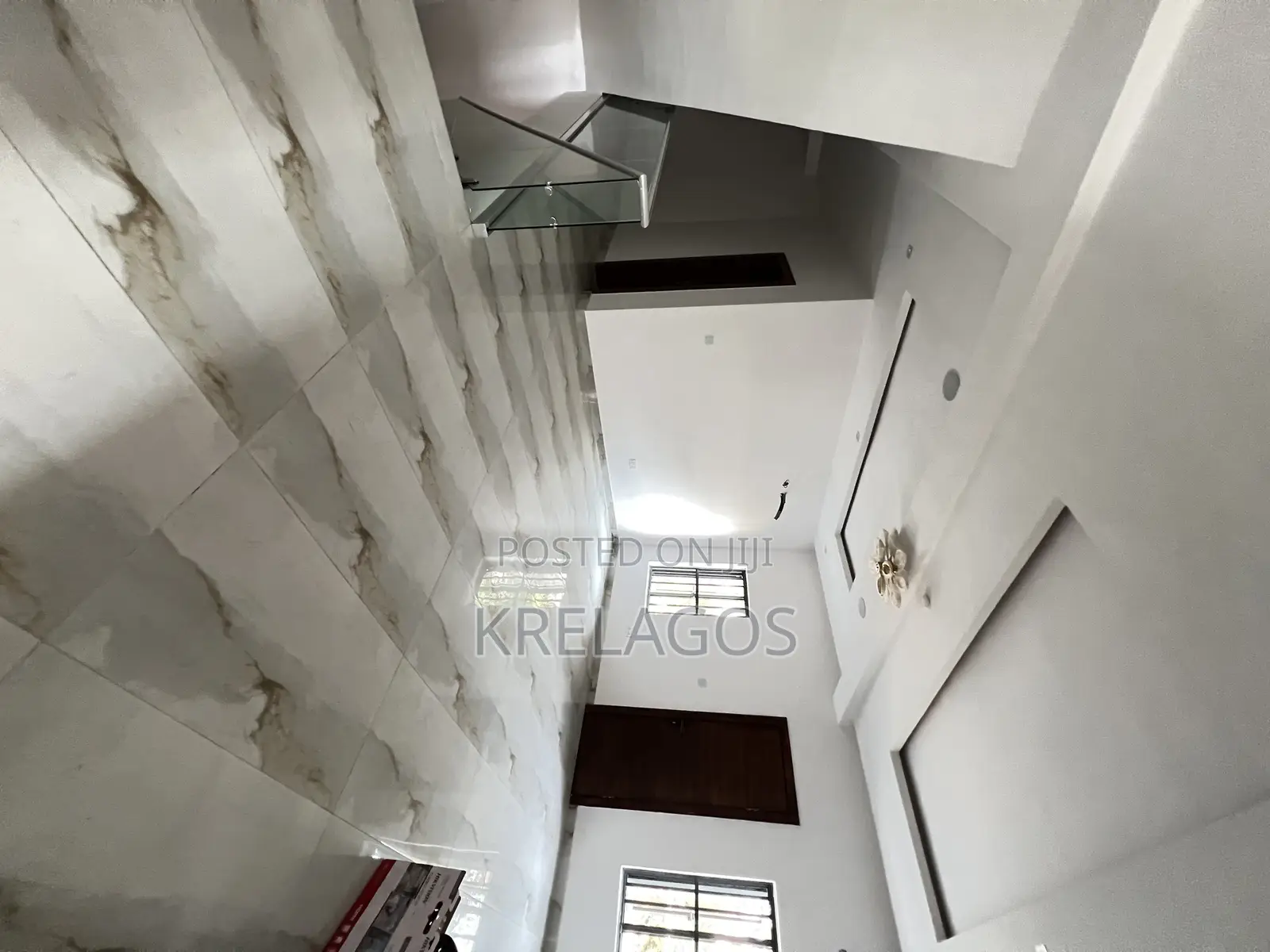 5bdrm Duplex in Lekki Phase 1 for sale