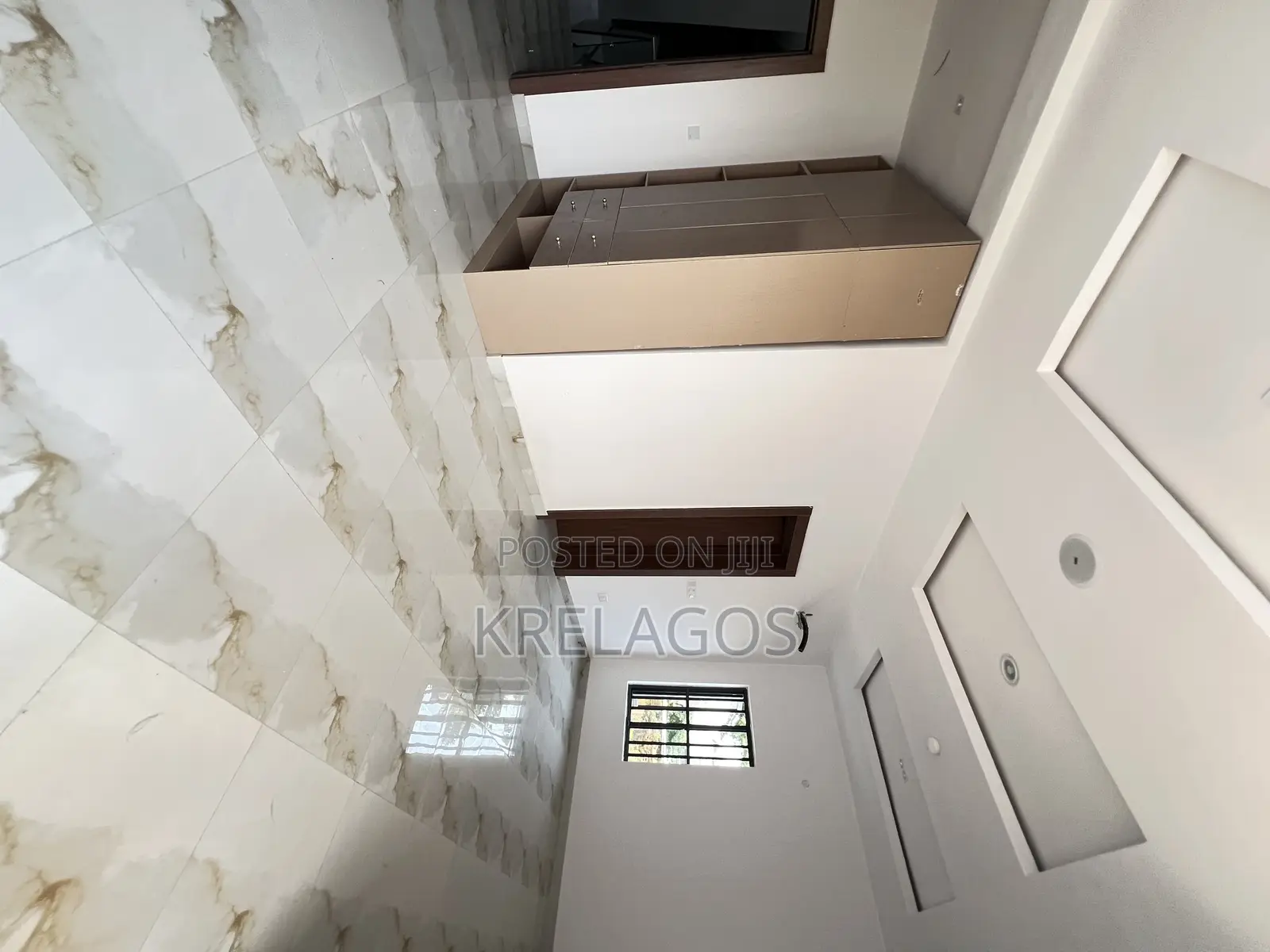 5bdrm Duplex in Lekki Phase 1 for sale
