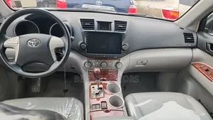 Toyota Highlander 2010 White