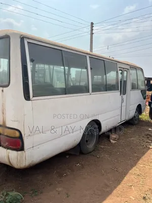 Toyota Coaster 1998 White