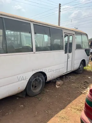 Toyota Coaster 1998 White