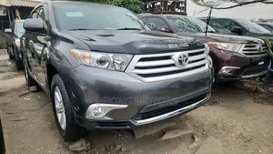 Toyota Highlander 2012
