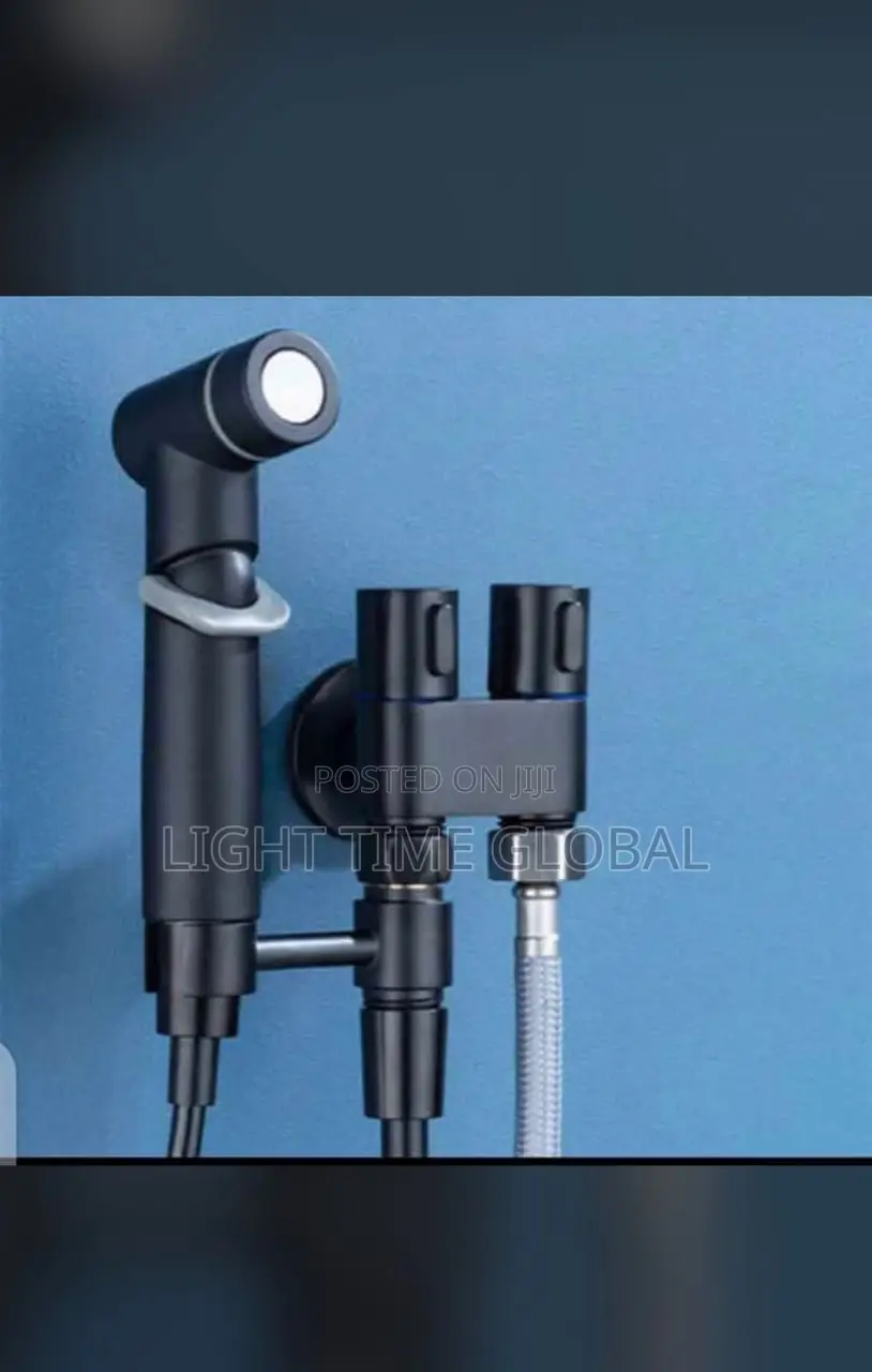 Black Pressing Shower