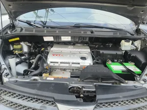 Toyota Sienna LE AWD 2005 Gray